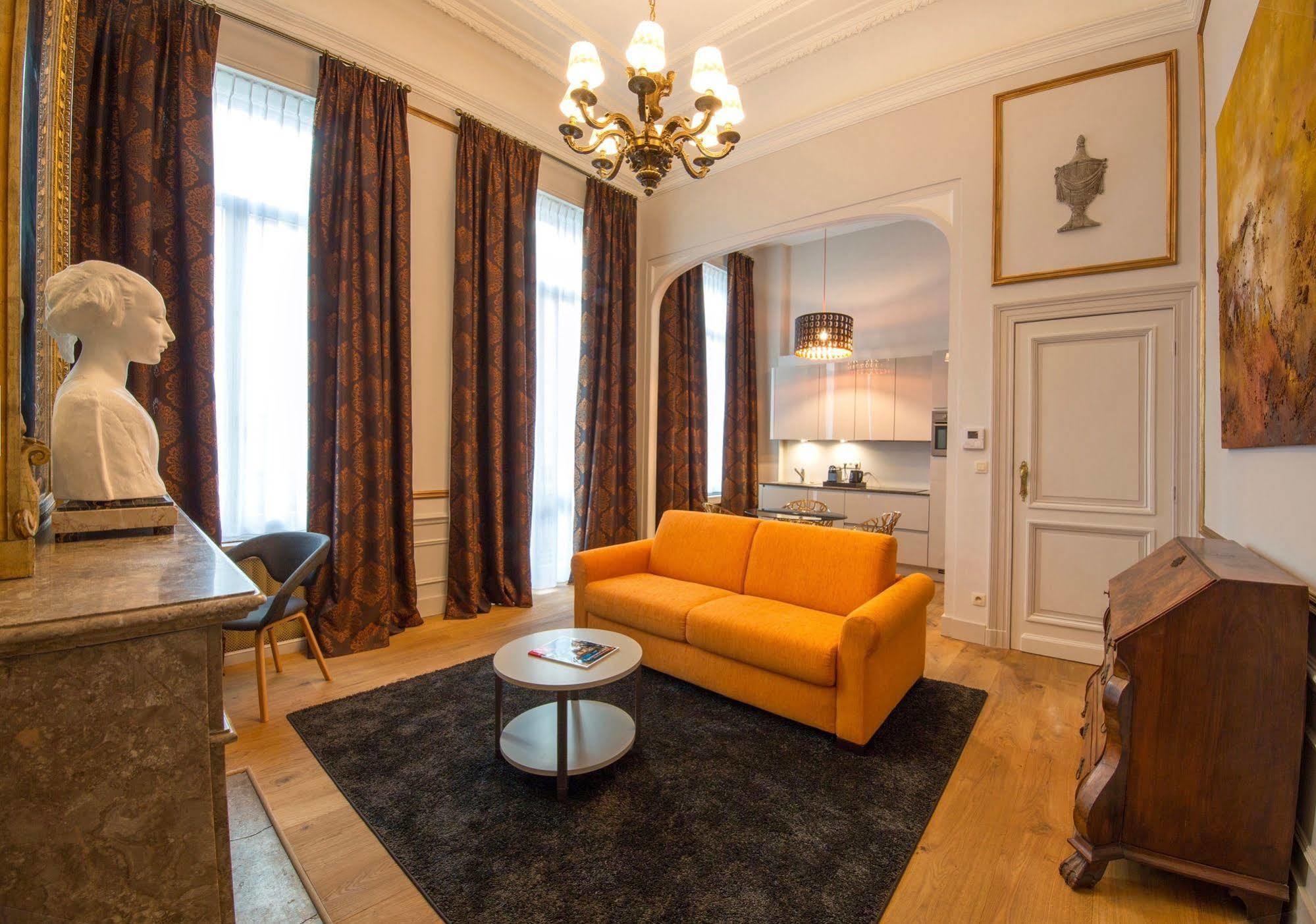 Bed and Breakfast Louise Sur Cour Saint-Gilles Exteriér fotografie