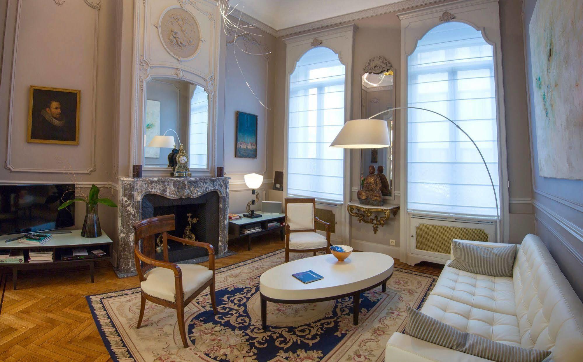 Bed and Breakfast Louise Sur Cour Saint-Gilles Exteriér fotografie